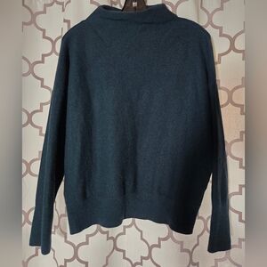 The Reset Funnel Neck Dark Green/Blue Sweater